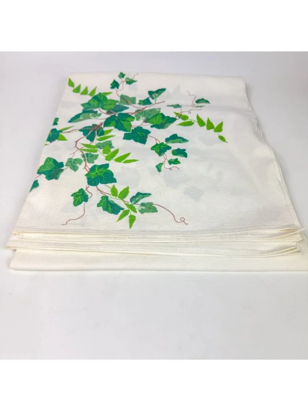 Vintage Wilendur Botanical Green Ivy Cotton Tablecloth 52 x 66